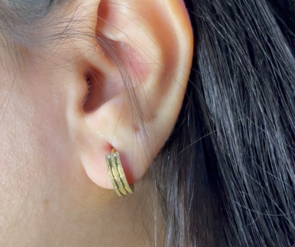 Boucles d'oreilles minimalistes